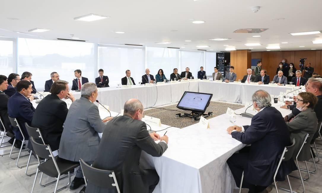 O governo encaminhou ao STF o vídeo da reunião em que, segundo Sergio Moro, o presidente Jair Bolsonaro tentou interferir na Polícia Federal. (Foto: Marcos Correa/PR)