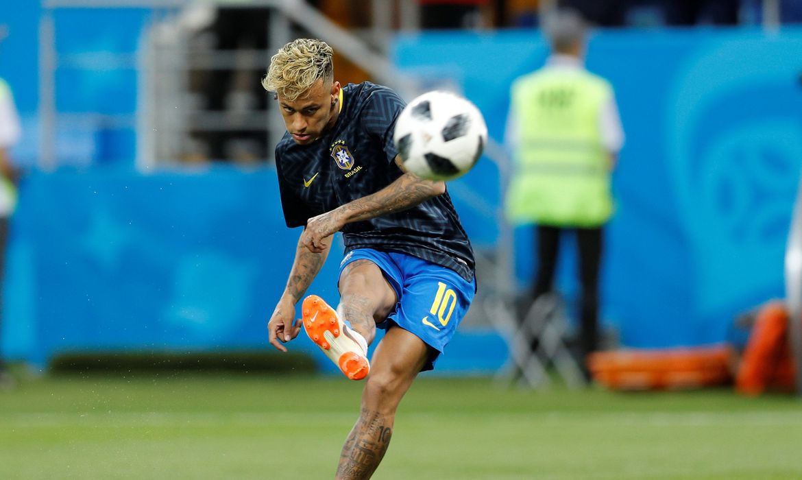 Presidente do Barcelona diz que retorno de Neymar é pouco provável
