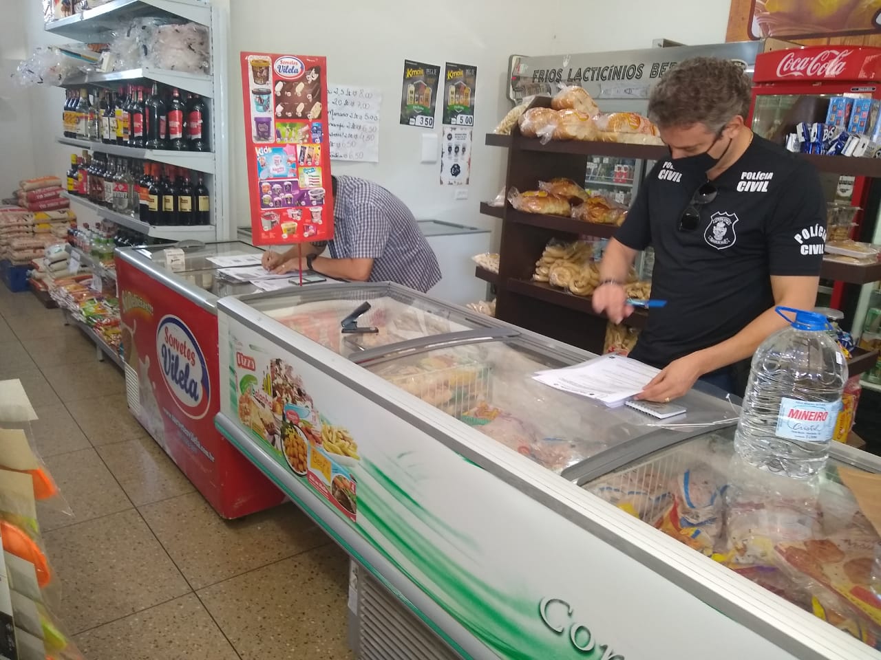 Polícia apreende palheiros falsificados em estabelecimentos comerciais de Morrinhos