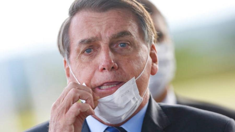 Governo de SP cobra R$ 500 mil de Bolsonaro por não ter usado máscara na pandemia Multas foram aplicadas quando a proteção era obrigatória