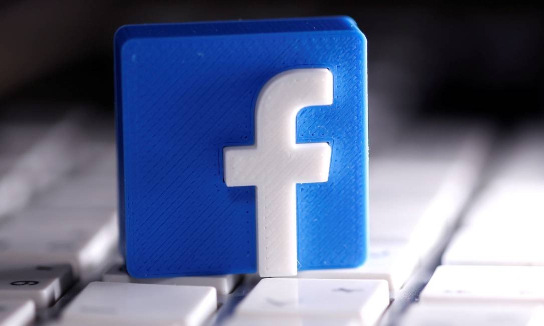 Facebook sugere que funcionários evitem usar logo da empresa