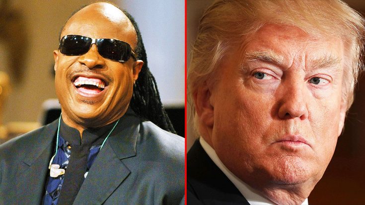 Stevie Wonder critica racismo e diz que enxerga melhor que Trump
