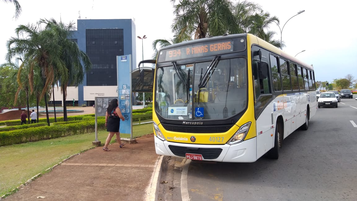 Carnaval: Funcionamento de transporte coletivo não terá alterações - Companhia Metropolitana de Transportes Coletivos - cmtc