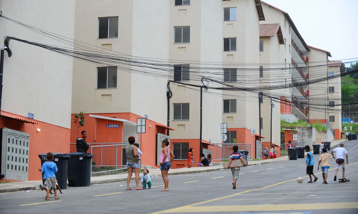 A Caixa Econômica Federal vai ampliar, mais uma vez, a pausa do pagamento de financiamentos habitacionais, que agora poderá ser de até 180 dias. (Tomaz Silva/Agência Brasil)