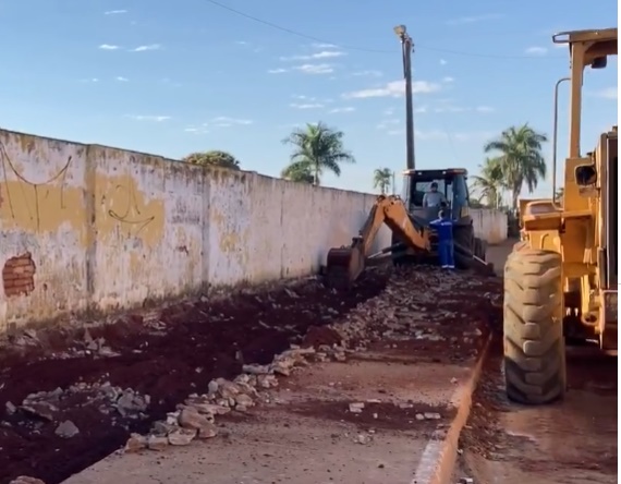 A Prefeitura de Goinira tem realizado obra para construir cerca de 50 de novas sepulturas na calçada do cemitério municipal da cidade. (Foto: reprodução/redes sociais)