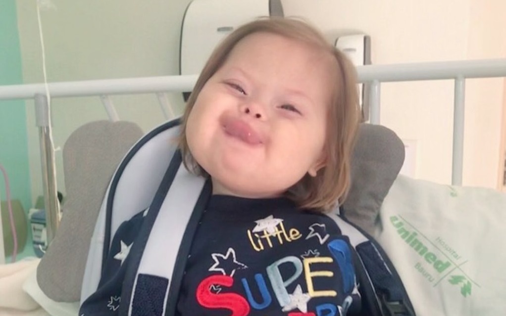 garoto instagram Super Chico Menino com síndrome de Down que venceu covid-19 já está em casa