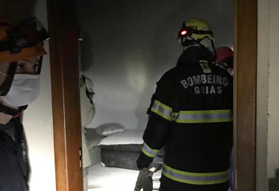 Corpo é encontrado carbonizado após incêndio em Luziânia