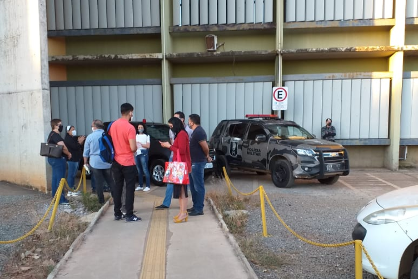 Estão sendo cumpridos também outros 17 mandados de busca e apreensão (Foto: divulgação/MP)