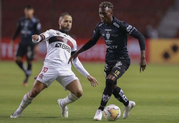 Lance da partida entre Independiente Del Valle e Flamengo, pela Libertadores (Foto: Independiente Del Valle)