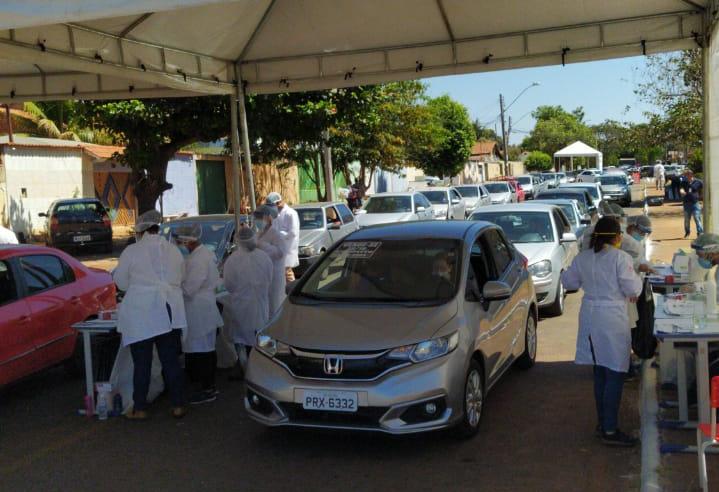 Prefeitura realiza novos testes de covid-19 na região mais afetada de Goiânia