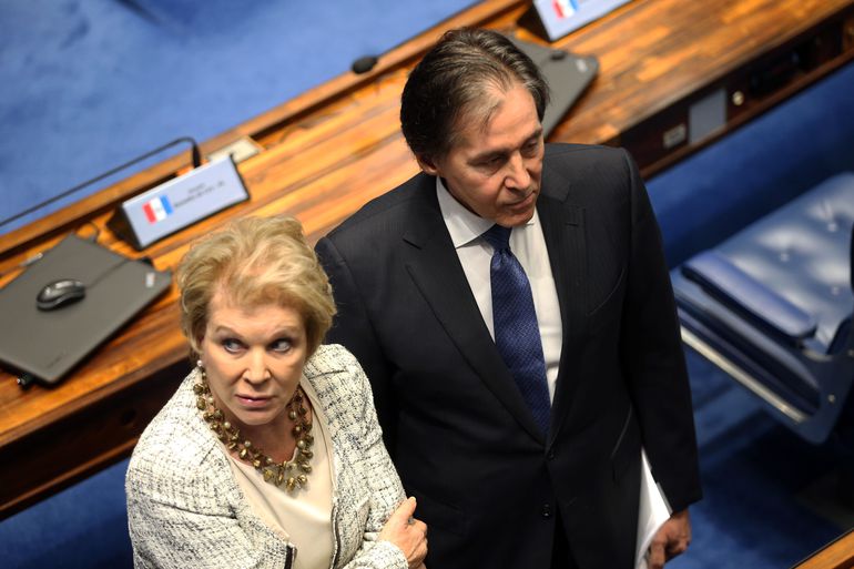 A ex-senadora Marta Suplicy ao lado de Eunício Oliveira, ex-presidente do Senado (Wilson Dias/Agência Brasil)