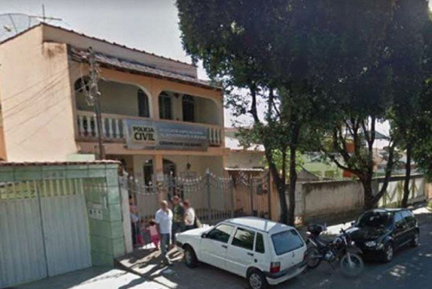 Delegacia de Atendimento à Mulher de Governador Valadares (Foto: Google Street View/Reprodução)