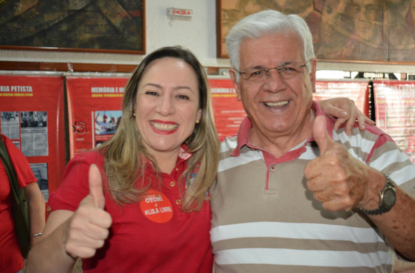Candidata a prefeita Adriana Accorsi e o seu vice, Pedro Wilson (Foto: Assessoria)