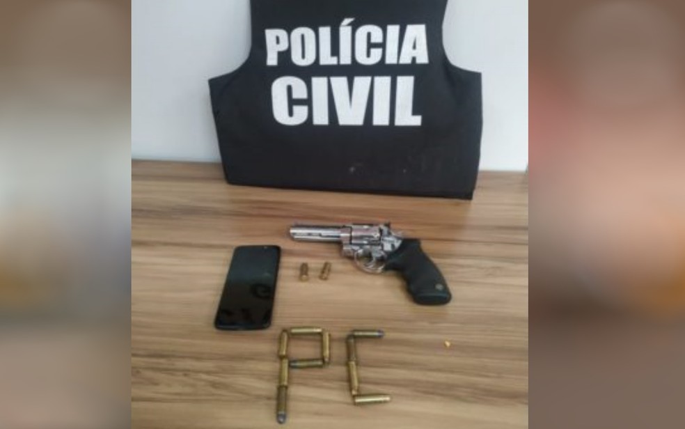 A Polícia Civil prendeu um Guarda Civil Metropolitano de Goiânia que se vestiu de mulher para matar namorado da ex, em Bela Vista. (Foto: divulgação/Polícia Civil)