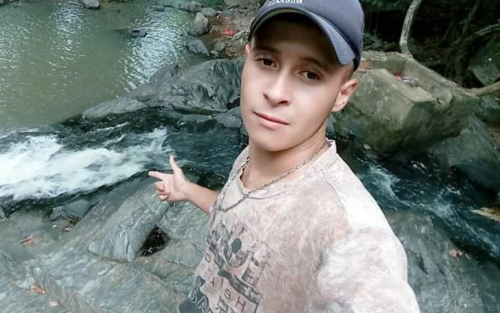 Uma mulher identificada como Lucivânia Lopes, 37, foi presa suspeita de matar o filho de 21 anos, em Mutunópolis, no interior de Goiás. (Foto: reprodução)
