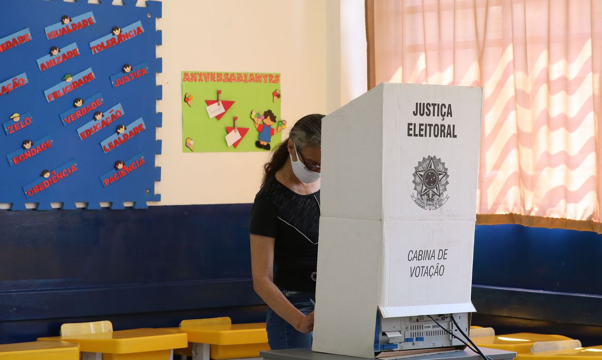 Agência Brasil explica o que leva a disputa para prefeito ao 2º turno