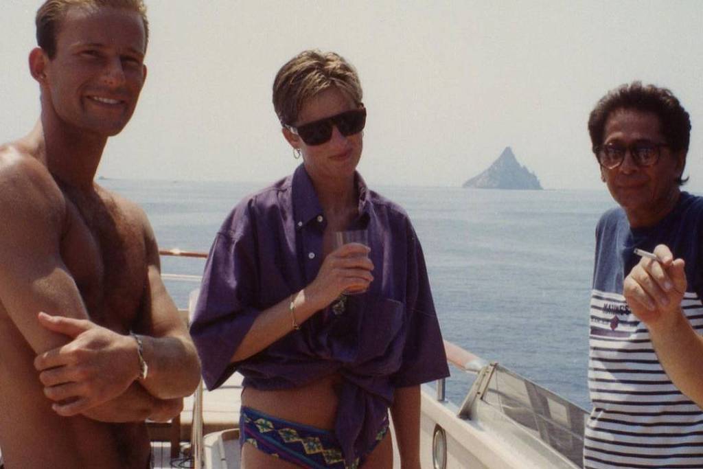 Fotos inéditas da princesa Diana são divulgadas por empresário