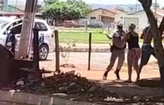 Homem denuncia militares que agrediram irmão, madrasta e cunhada; vídeo