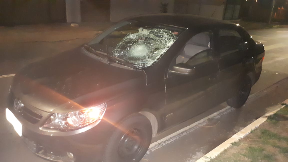 Adolescente fica gravemente ferido após ser atropelado na Av. Goiás, em Goiânia