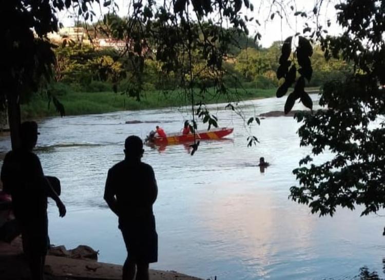 Bombeiros encontraram corpo de homem que se afogou no Rio das Almas, em Ceres