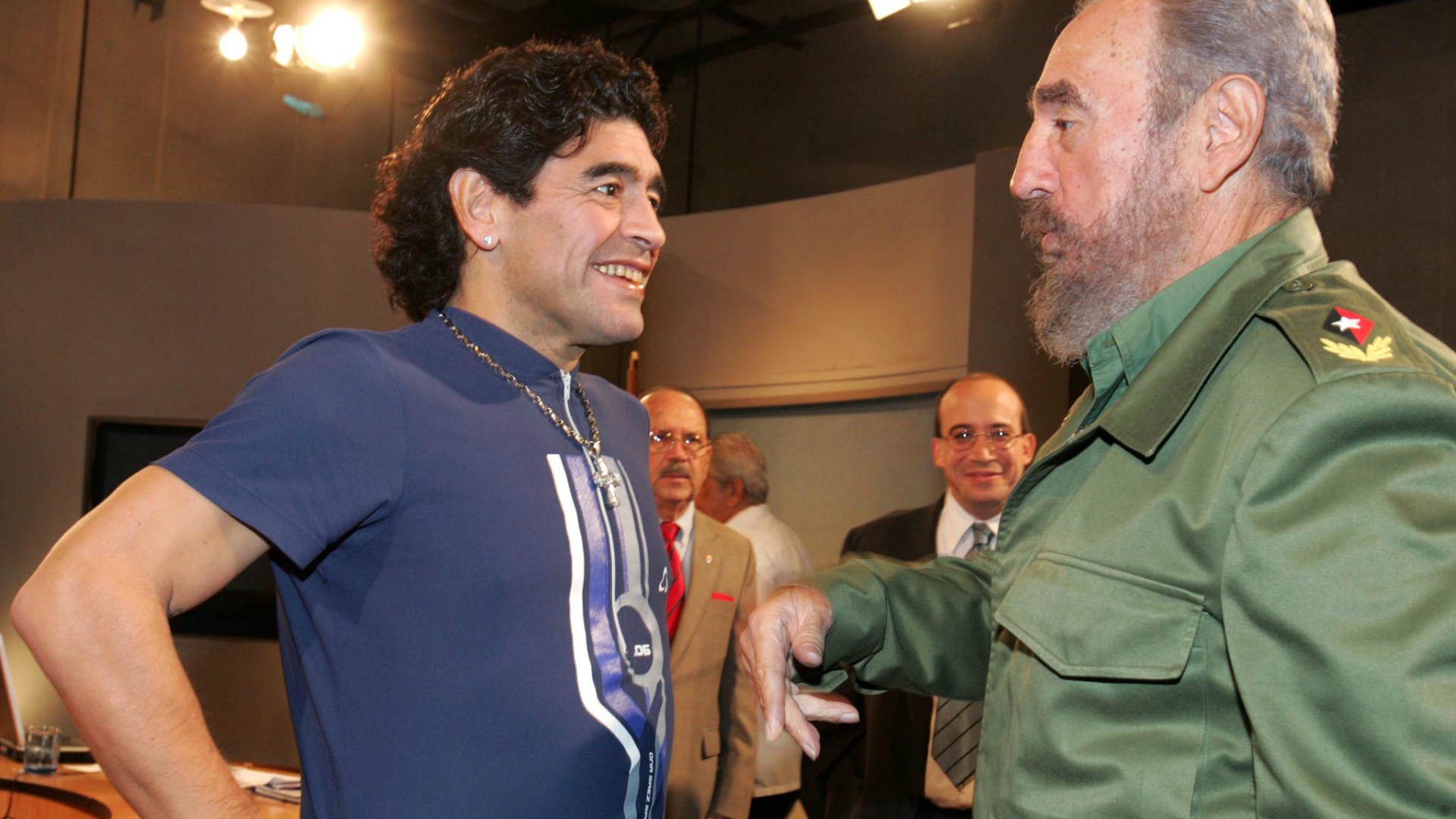 Maradona e o ex-ditador cubano Fidel Castro: mortos no mesmo dia (Foto: Reprodução)
