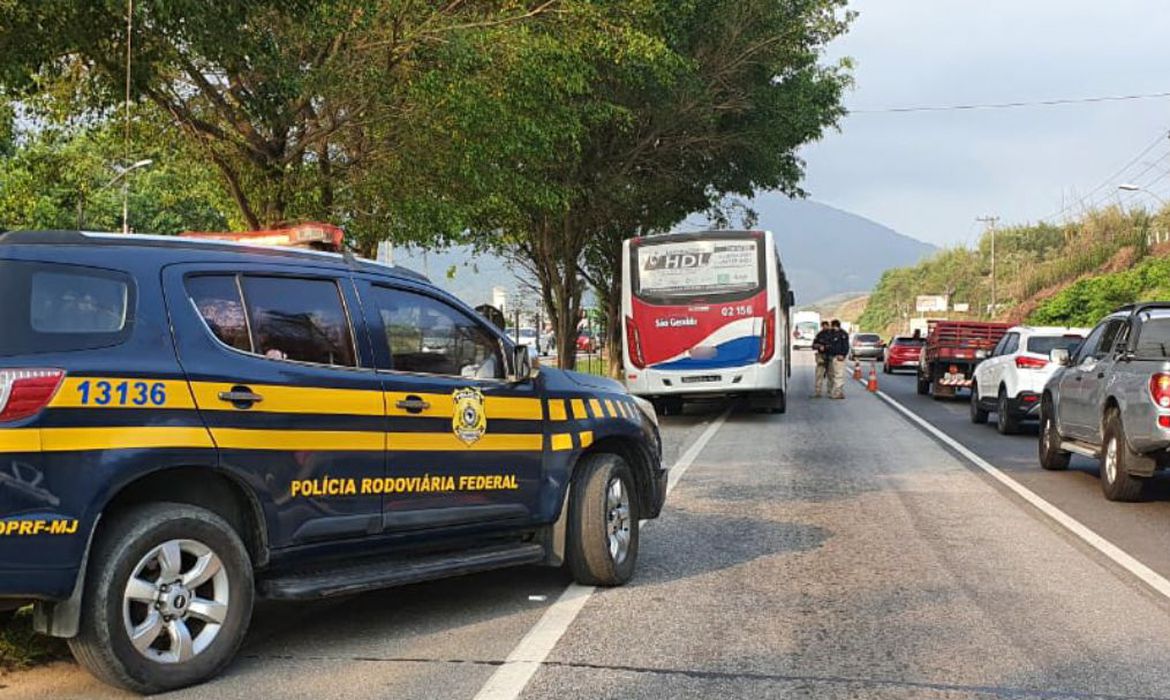 Oitenta e seis pessoas perderam suas vidas em acidentes de trânsito registrados em rodovias federais durante o feriado de Finados. (Foto: divulgação/PRF)