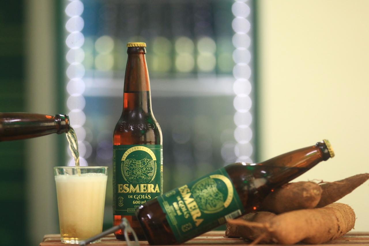 'Uma cerveja de goiano para goiano', diz Ambev sobre cerveja de mandioca