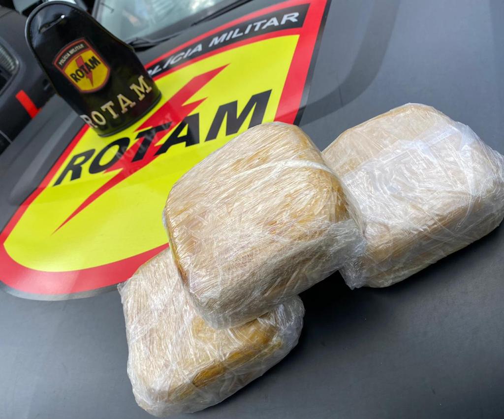 Boliviano é preso com pasta base de cocaína avaliada em R$ 45 mil, em Goiânia