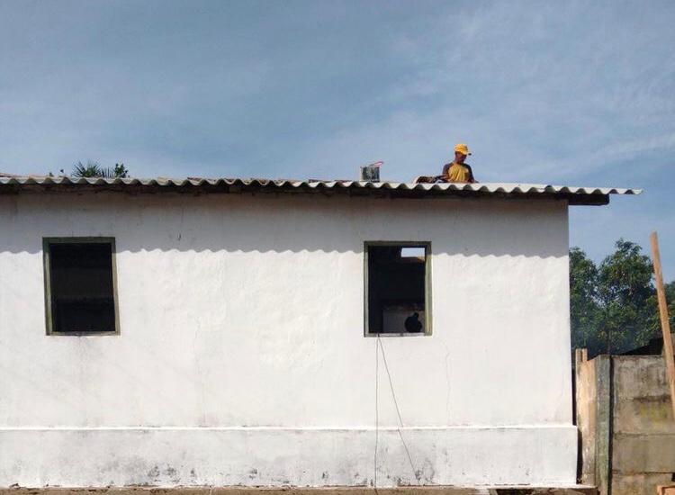 Policiais reformam casa de idoso de 74 anos em Itapuranga