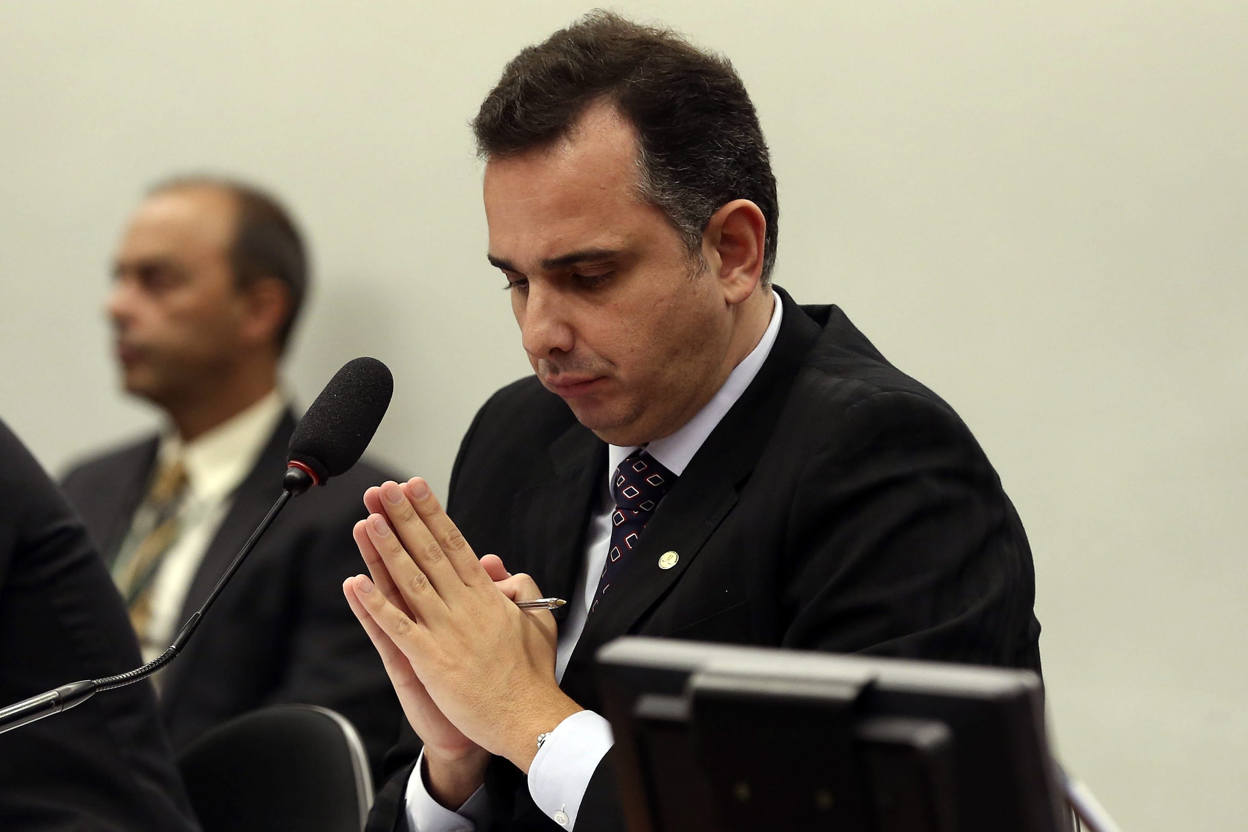 Rodrigo Pacheco, durante sessão da comissão (Foto: Valter Campanato/Agência Brasil)