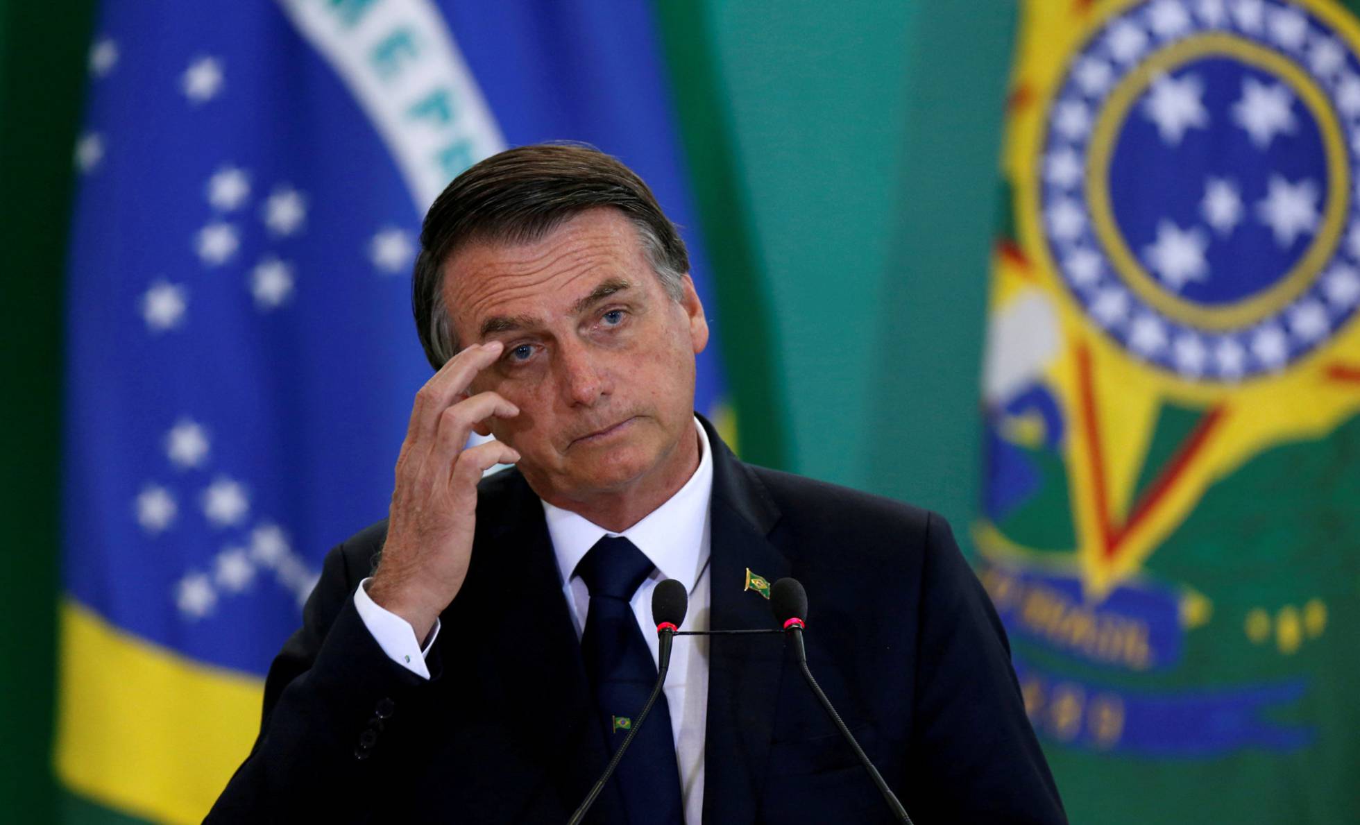 Bolsonaro convoca reunião para discutir preço dos combustíveis