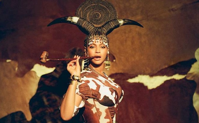 magia negra Record é acusada de racismo por associar Beyoncé com 'magia negra'
