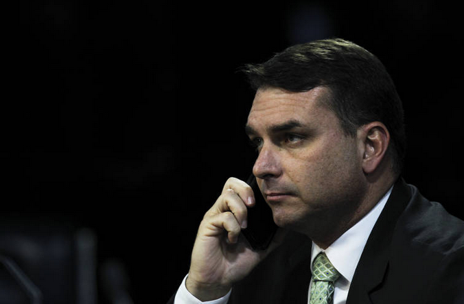 ‘Ele falou que nem lembrava dessa reunião’, diz Flávio sobre participação de Bolsonaro em plano golpista com Silveira e Do Val