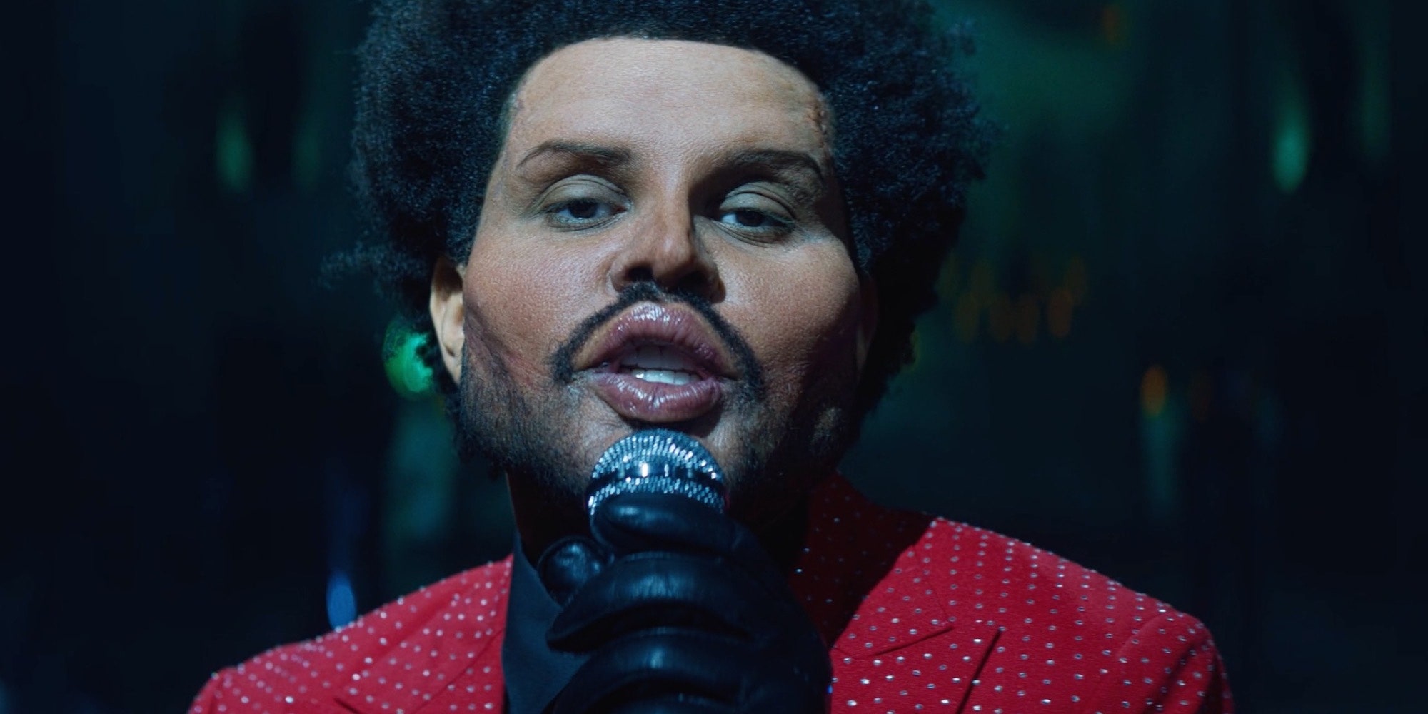 The Weeknd ironiza premiações em novo clipe; assista Save Your Tears