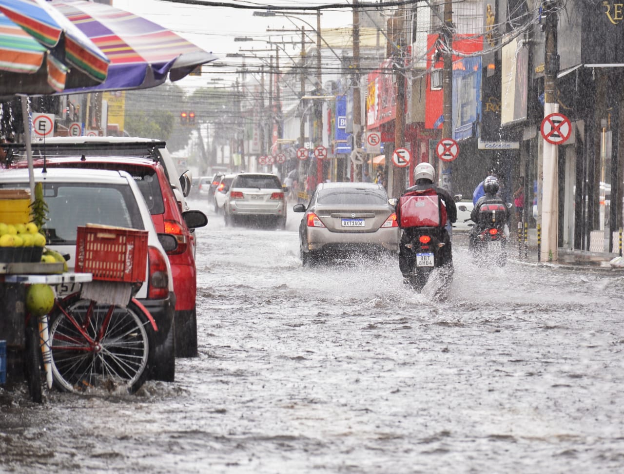 Goiânia registra 256 mm de chuva em março, mas precipitação ainda é baixa