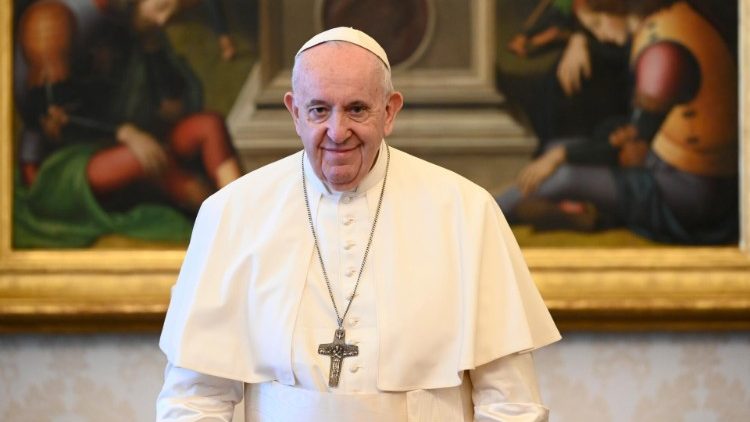 Papa Francisco abre maior consulta democrática da história sobre futuro da  Igreja