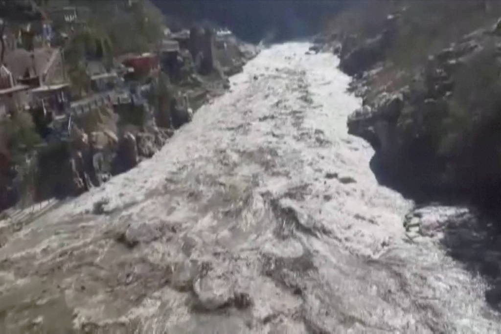 Antes da avalanche no Himalaia, Índia ignorou alertas sobre riscos