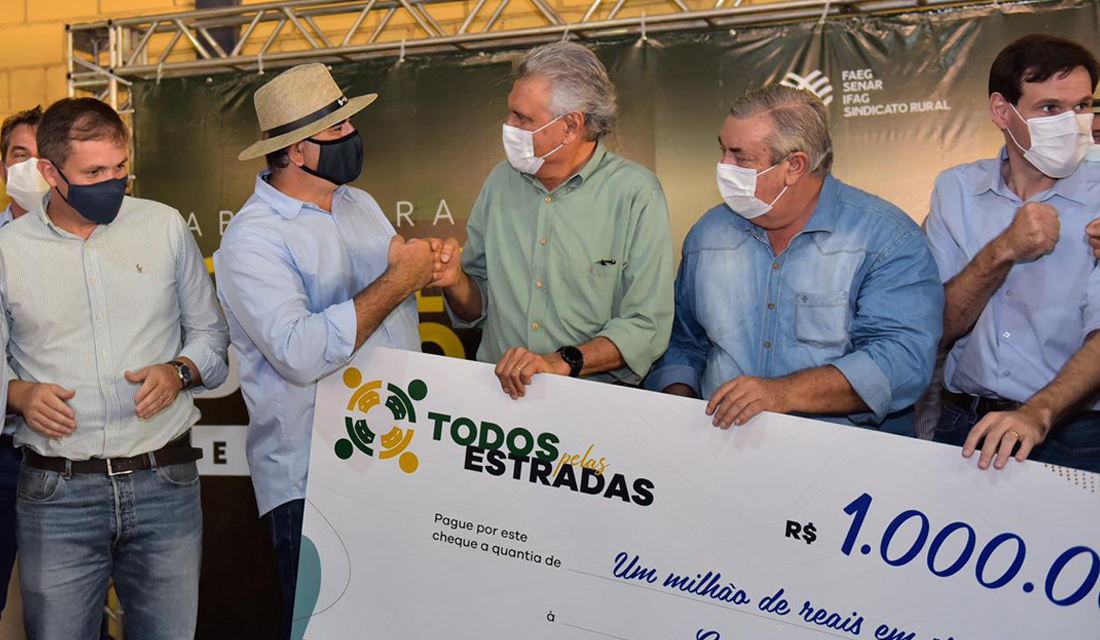 Caiado anuncia R$ 1 milhão para restauração de rodovia e facilitar escoamento do agro