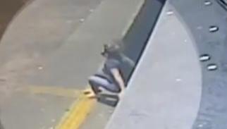 Mulher pula do 1º andar de prédio para fugir de estupro