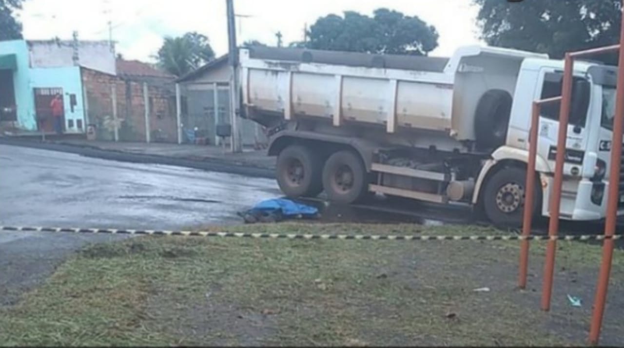 O suspeito de matar o colega a tiros durante trabalho de recapeamento de asfalto em Goiânia foi preso em flagrante. (Foto: reprodução)