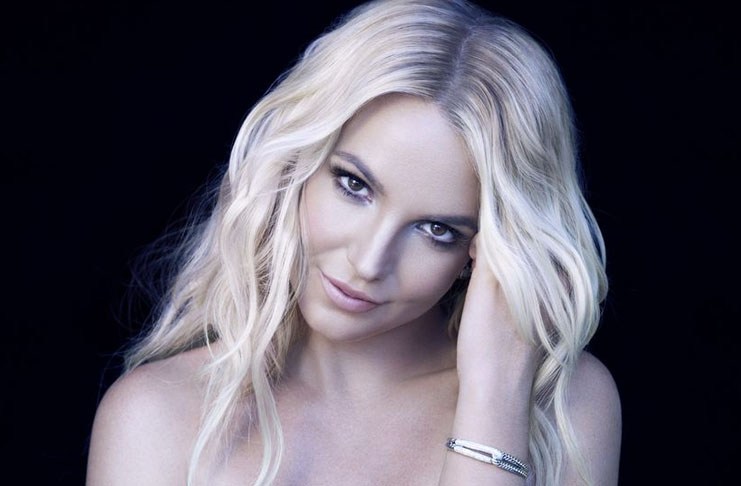 Advogado de Britney Spears não quer mais representar cantora na Justiça Britney Spears diz que mãe quer que ela volte a cantar ao recordar show
