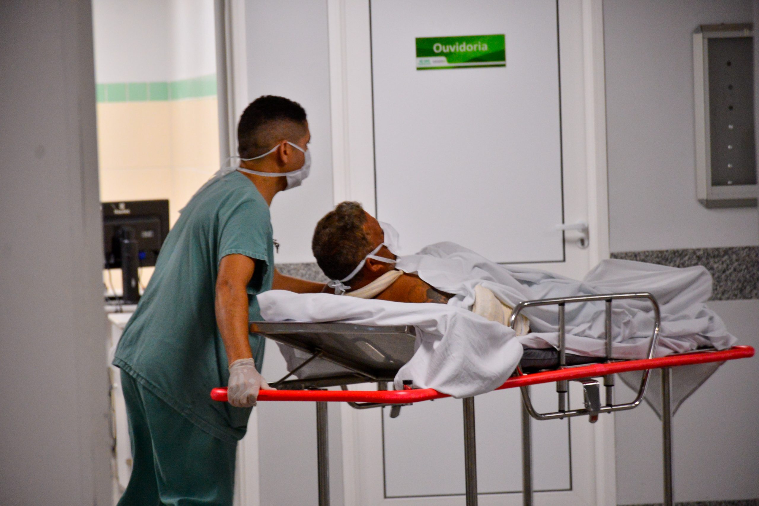 Dois hospitais da rede pública localizados em Goiânia estão com 100% das vagas de UTI Covid ocupadas. (Foto: Jucimar de Sousa/Mais Goiás)