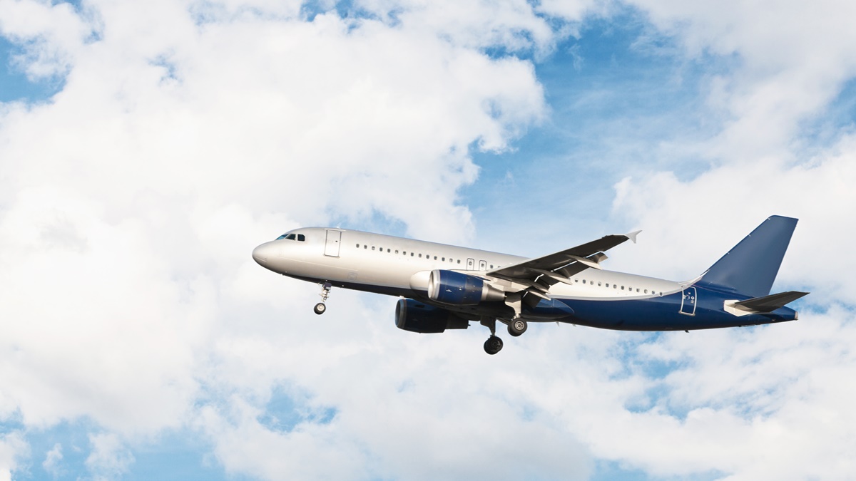 Quatro empresas de aviação foram condenadas a pagar R$ 400 mil a trabalhadores por reiterados atrasos salariais. (Foto ilustrativa: reprodução/Freepik)