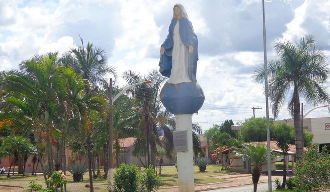 Petrolina de Goiás fecha todas atividades por dez dias