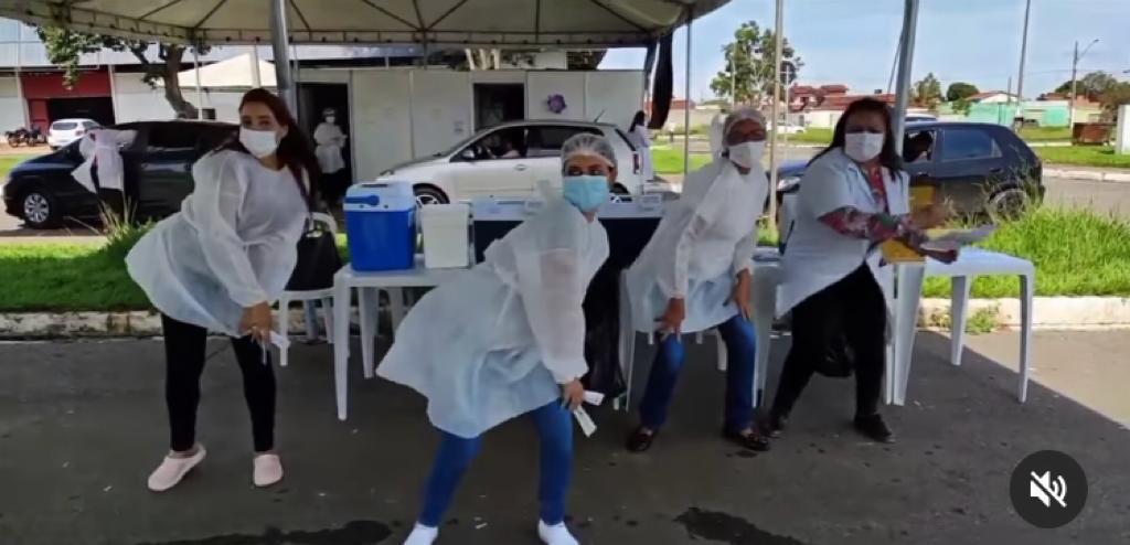 Para convocar vacinação, servidoras de Aparecida dançam funk; vídeo