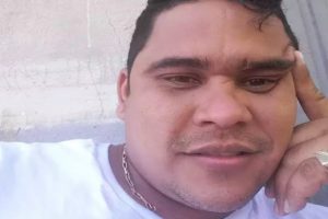 O empresário Geraldo Ramos Villa, 36, foi morto na noite de ontem com mais de 60 tiros de fuzil na frente da esposa e do cunhado em Campo Grande. (Foto: reprodução/redes sociais)