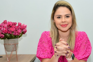 Vereadora de Cuiabá faz 'sarrada' em sessão vitural; vídeo