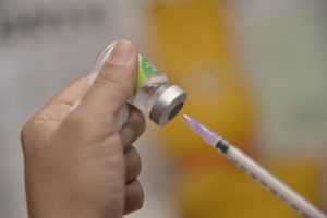 Goiás recebe 187 mil doses de vacinas contra Covid na quinta