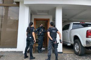 A Justiça de Goiás manteve a prisão de 14 pessoas suspeitas comercializar mais de duas toneladas de cocaína em 2020. (Foto: divulgação/Polícia Civil)