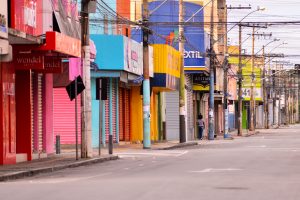Por falta de acordo em Convenção Coletiva, lojistas de Goiás não podem abrir as portas no feriado